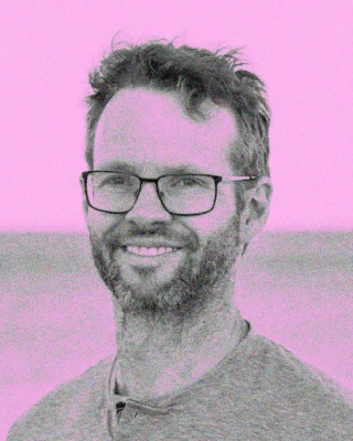 Travis McPeak
